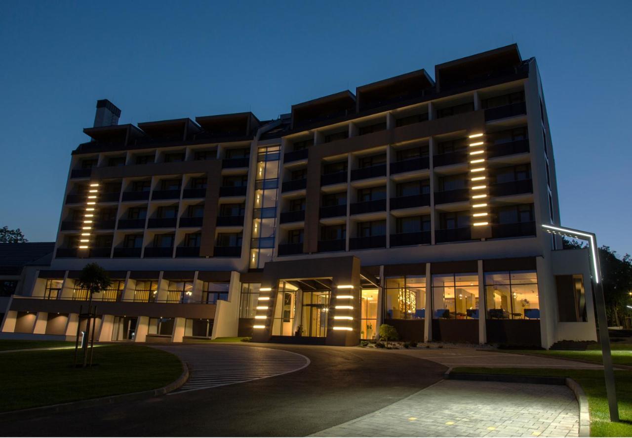 Avar Hotel Matrafured Exteriör bild